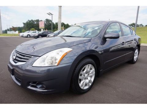 Pre owned nissan altima coupe 2010 #4